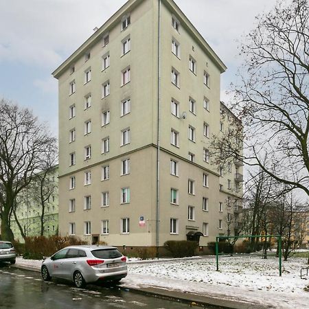 Wola Apartment With Balcony & Close To Metro By Noclegi Renters Varsavia Esterno foto