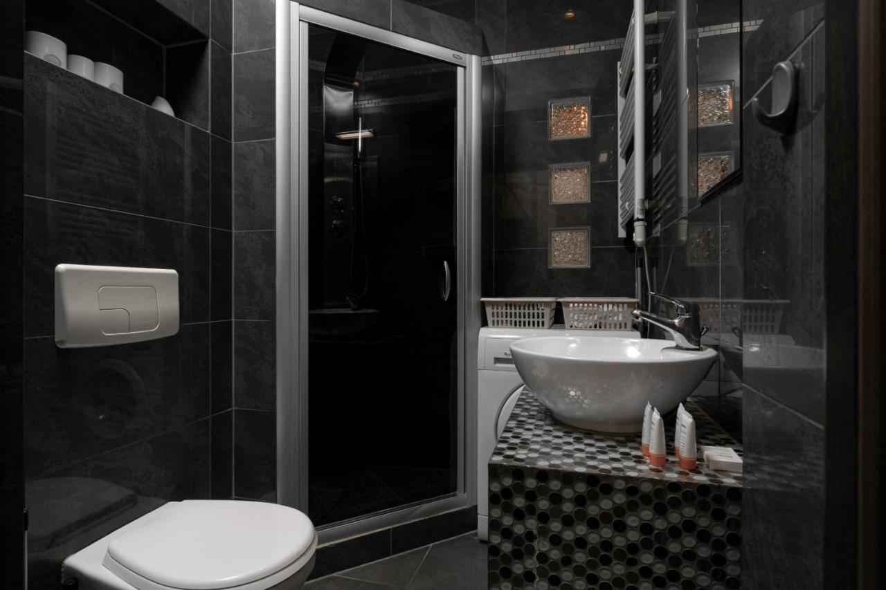 Wola Apartment With Balcony & Close To Metro By Noclegi Renters Varsavia Esterno foto
